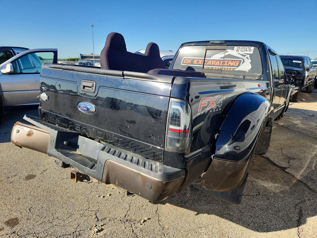 2016 Ford F350 VIN 1FT8W3DT1GEA11111 photo 3