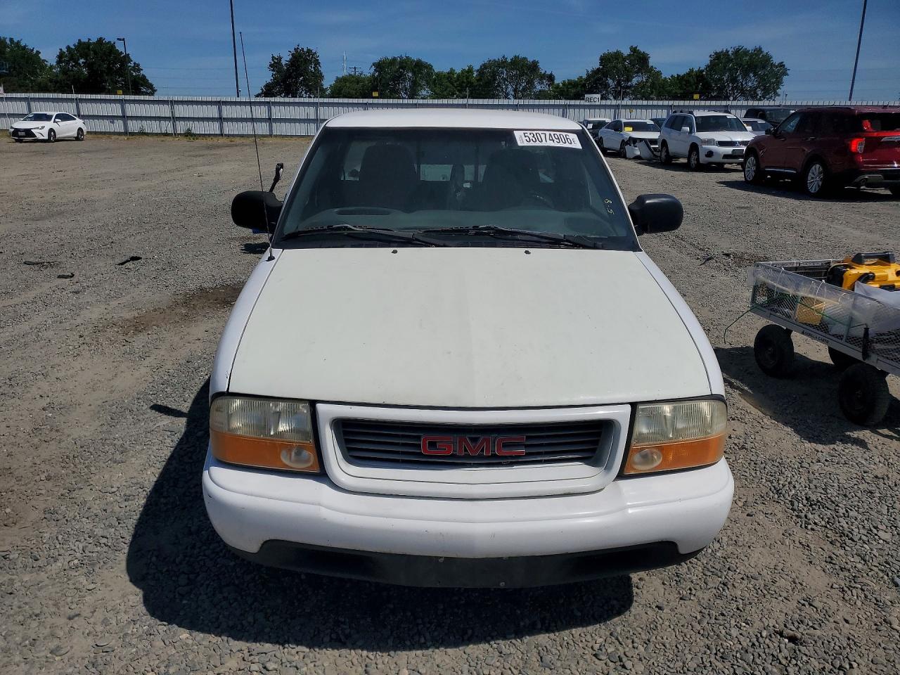1999 GMC Sonoma VIN 1GTCS19XXX8500479 photo 5