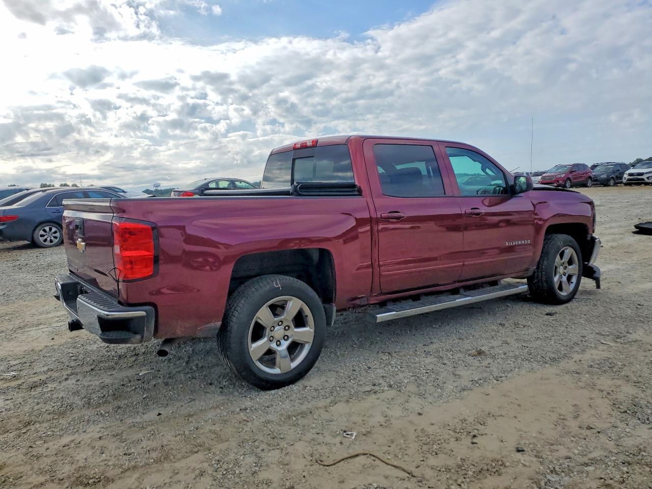 2017 CHEV Silverado VIN 3GCUKREC3HG157032 photo 3