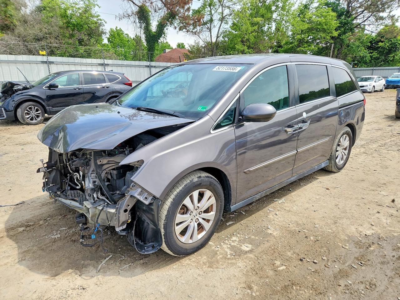 2017 Honda Odyssey VIN 5FNRL5H36HB012905 photo 1