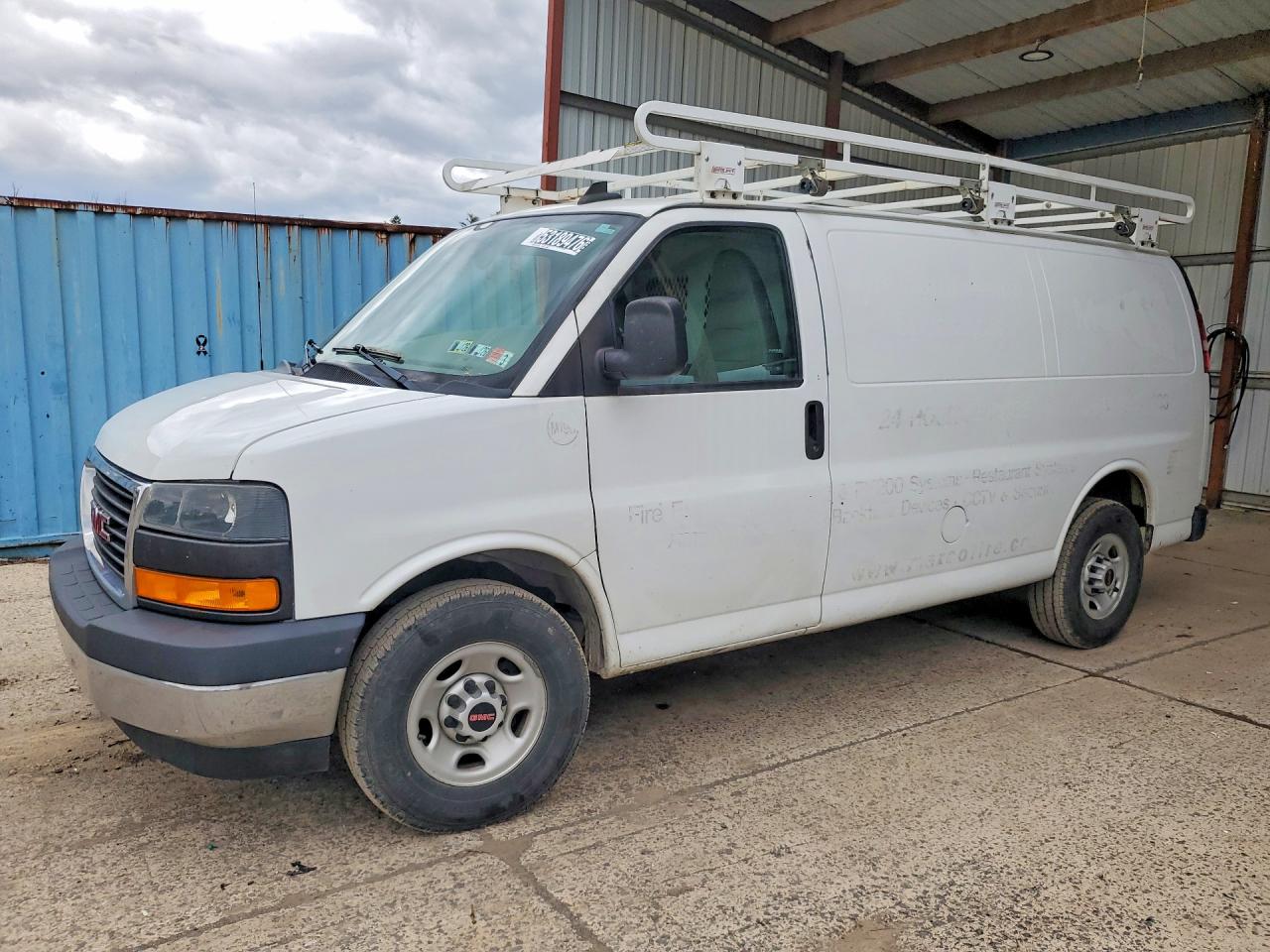 2020 CHEV Express VIN 1GCWGAFG5L1162057 photo 1