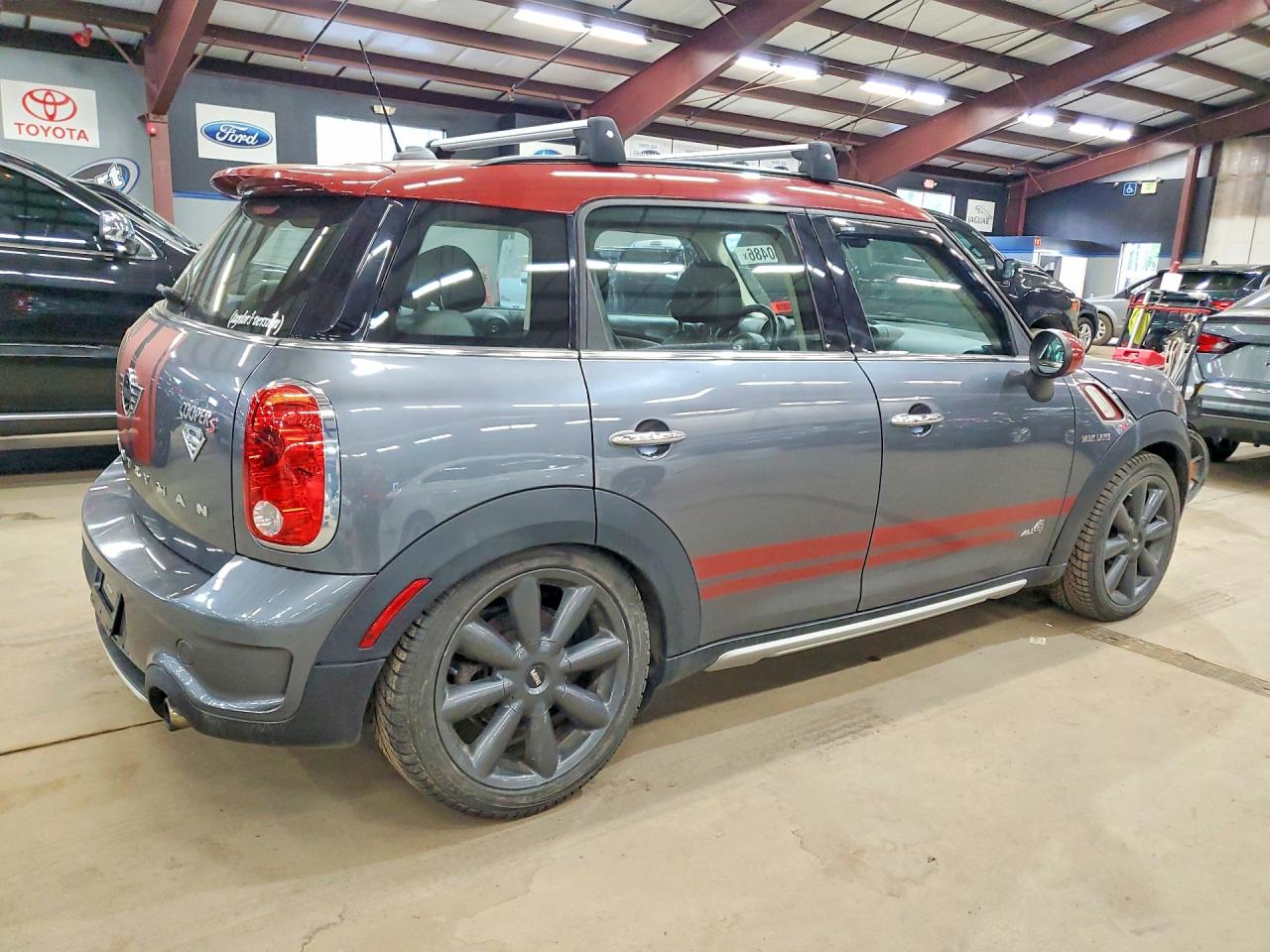 2016 Mini Cooper VIN WMWZC5C55GWU01700 photo 3