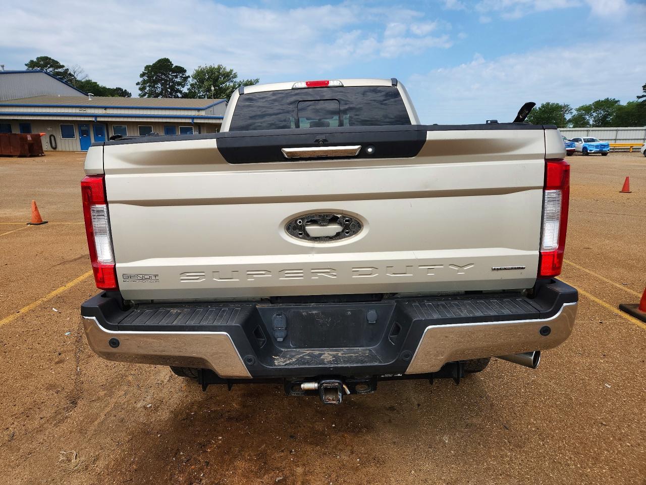 2017 Ford F250 VIN 1FT7W2B61HEE20570 photo 6