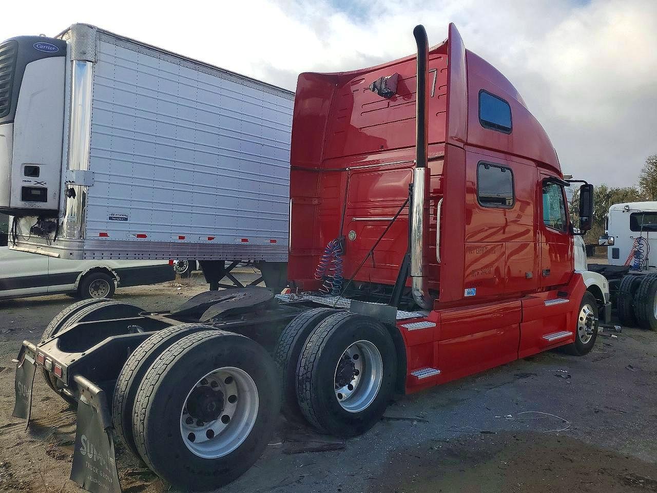 2011 Volvo Vn vnl VIN 4V4NC9EJ6BN297238 photo 4