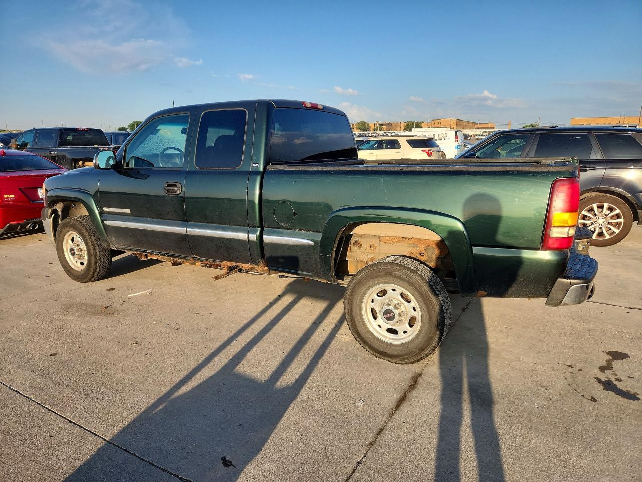 2001 GMC SIERRA VIN 1GTHK29U91E236407 photo 2