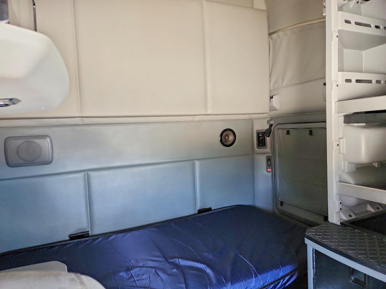 2015 KENWORTH All other VIN 1XKYDP9X8FJ461941 photo 6