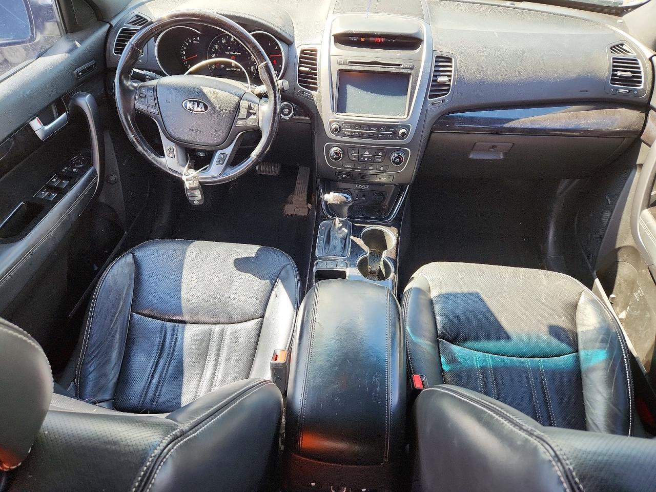 2014 KIA Sorento VIN 5XYKWDA75EG488079 photo 8
