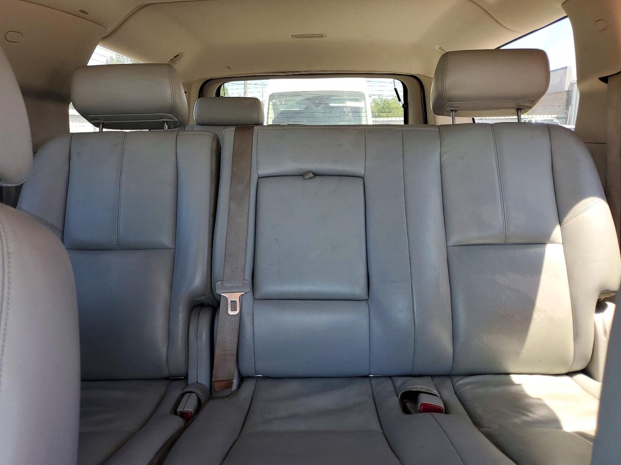 2009 CHEV Suburban VIN 1GNFK26329R216255 photo 10