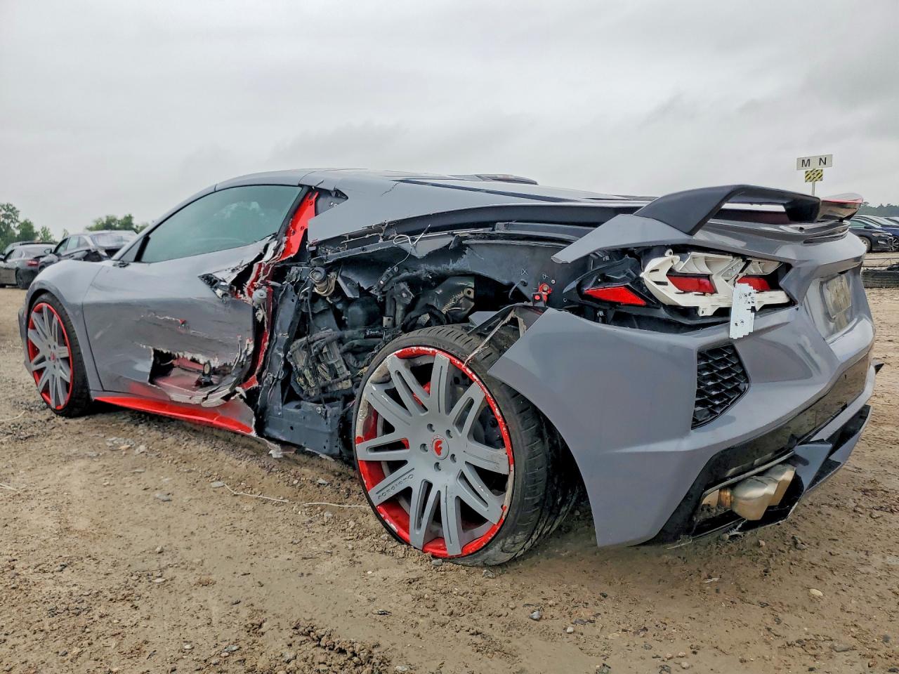 2024 CHEVROLET Corvette VIN 1G1YB2D42R5122244 photo 2