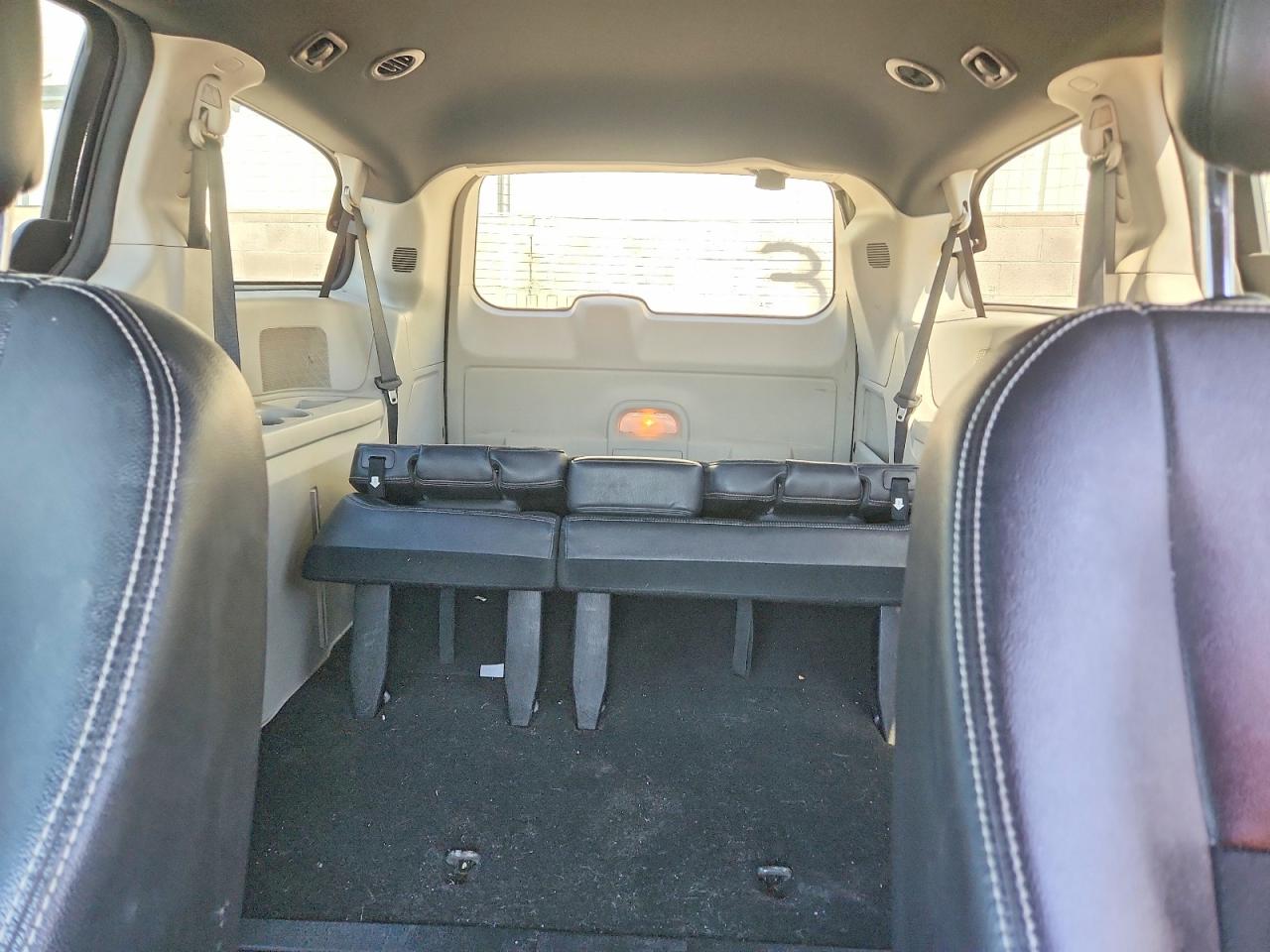 2019 Dodge Caravan VIN 2C4RDGCGXKR562882 photo 10