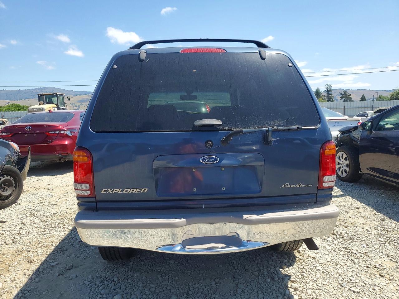 1998 Ford Explorer VIN 1FMZU34E9WZA88114 photo 6