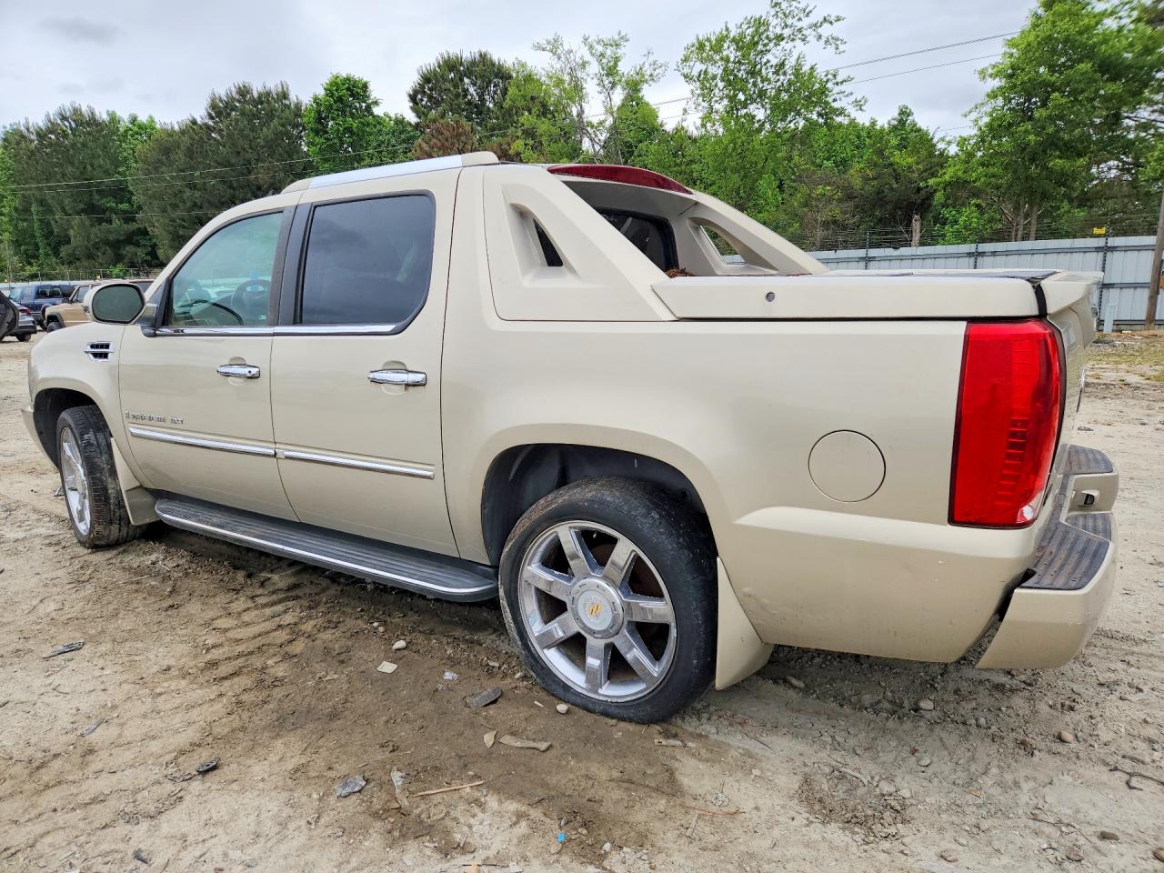 2007 Cadillac Escalade VIN 3GYFK62877G156742 photo 2