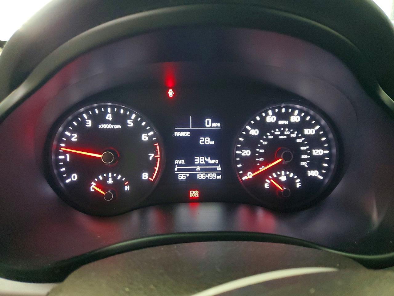 2018 KIA Rio VIN 3KPA25AB8JE057499 photo 9