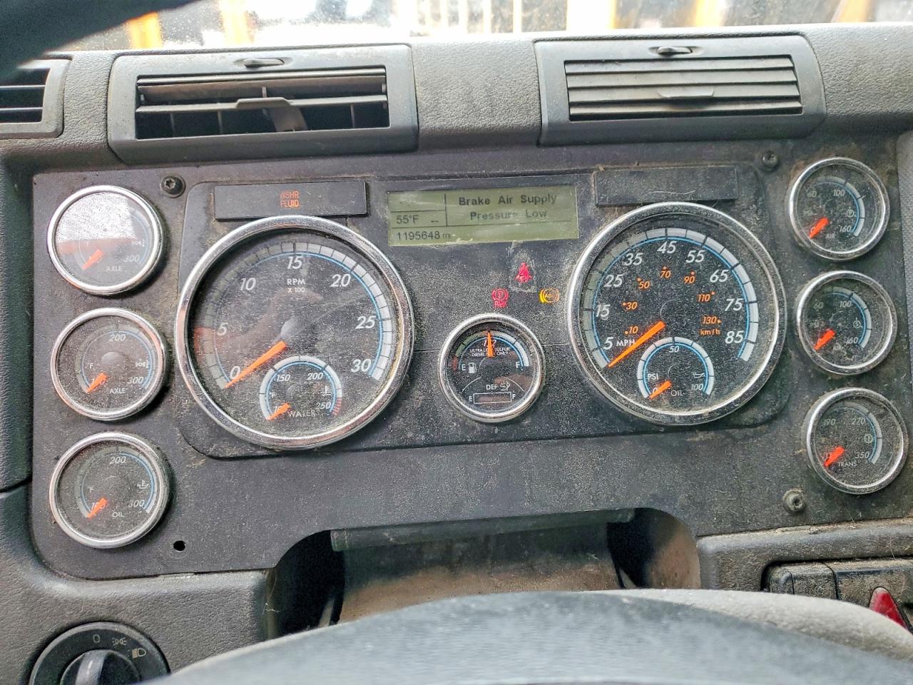 2016 FREIGHTLINER All other VIN 1FUJGLD5XGLHE3661 photo 8
