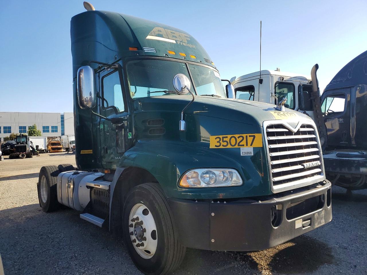 2016 MACK All other VIN 1M1AW01X5GM008452 photo 1
