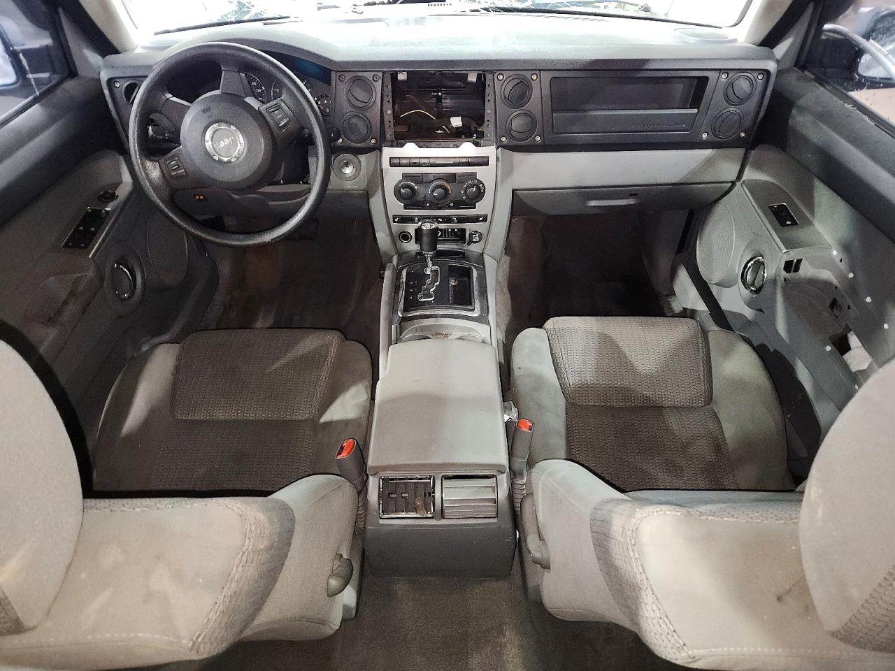 2006 Jeep Commander VIN 1J8HG48K76C162106 photo 8