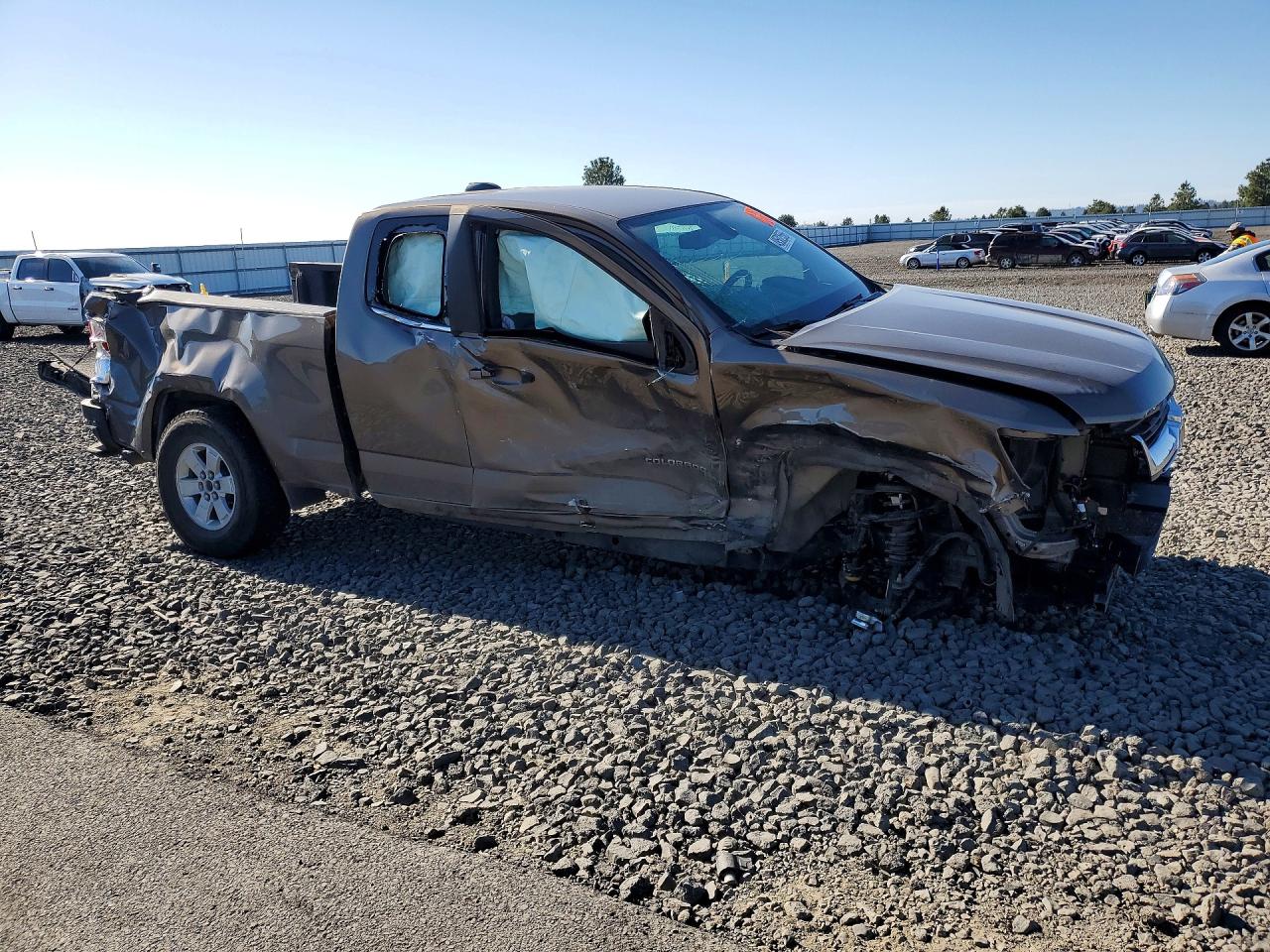 2016 CHEV Colorado VIN 1GCHSBE32G1338631 photo 4