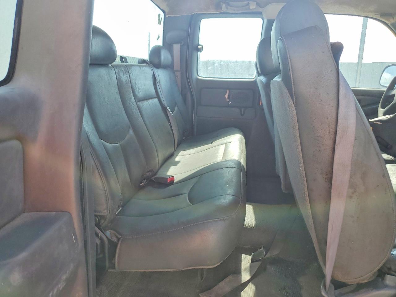 2007 Chevrolet All models VIN 1GCHC29U27E165640 photo 10