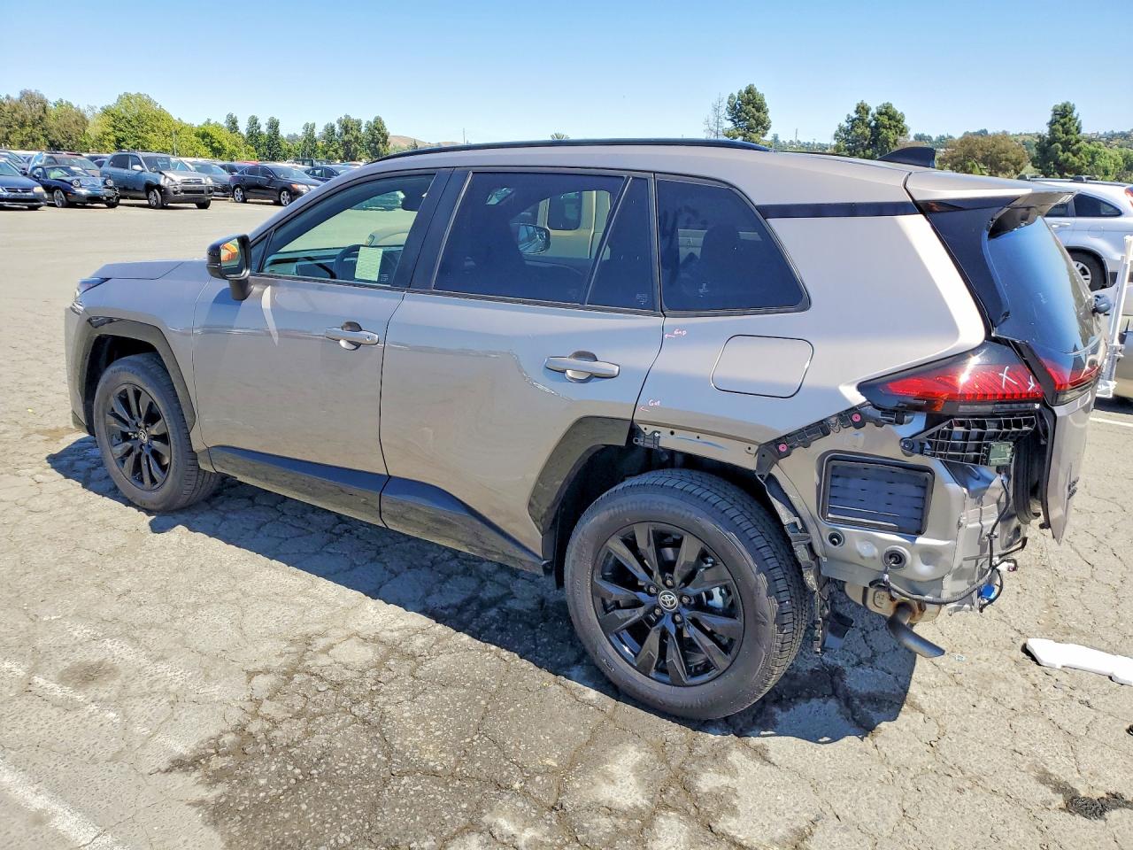 2026 Toyota Rav4 VIN JTM6CRAV4TJ004647 photo 2