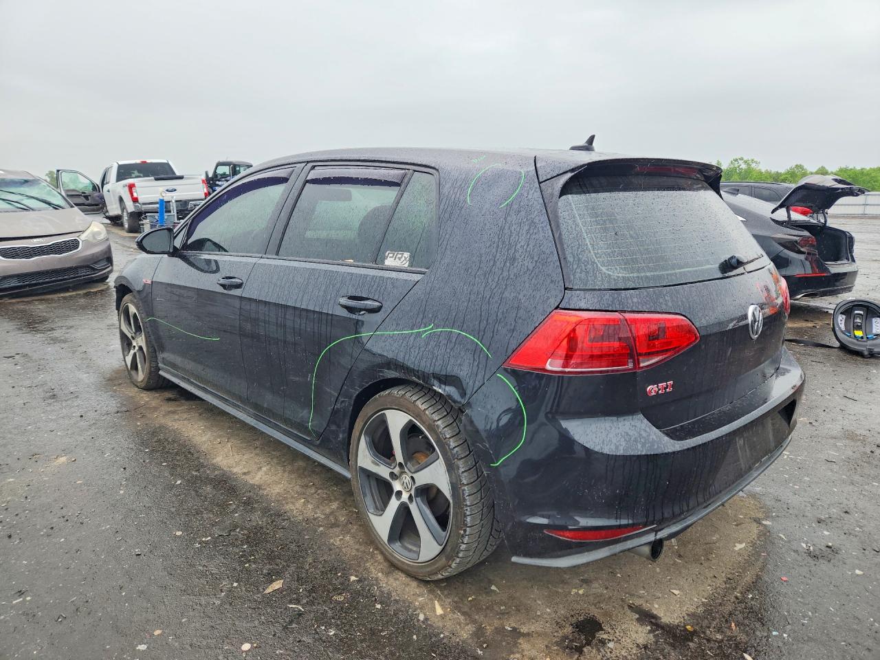 2017 Volkswagen Gti VIN 3VW5T7AU9HM019224 photo 2