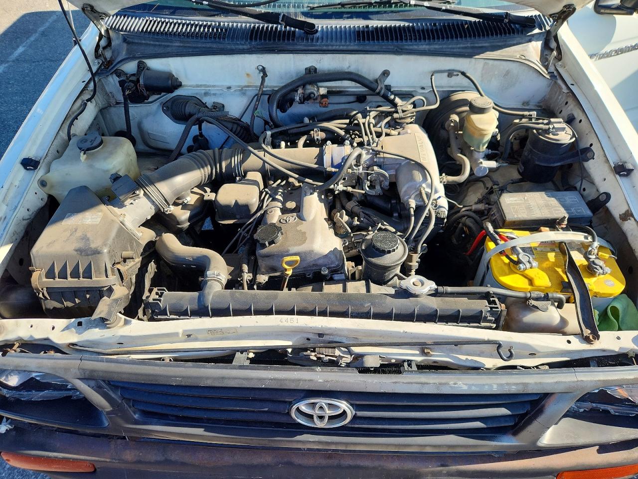 1995 TOYOTA Tacoma VIN 4TAUN41B5SZ012729 photo 11