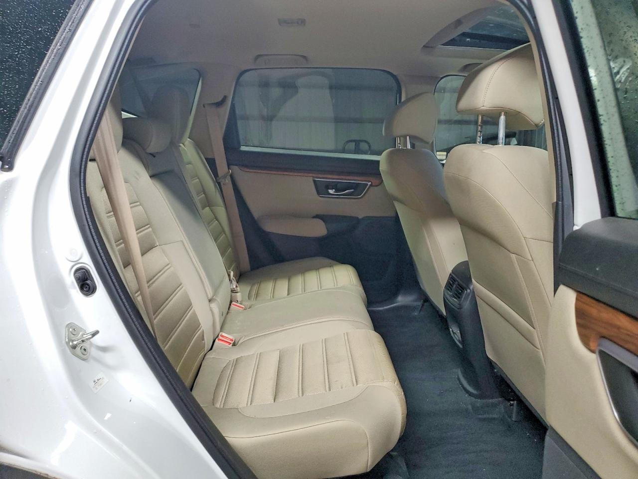 2019 Honda Crv VIN 7FARW2H55KE026622 photo 11