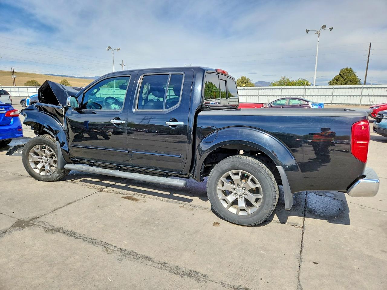 2015 Nissan Frontier VIN 1N6AD0EV3FN747310 photo 2