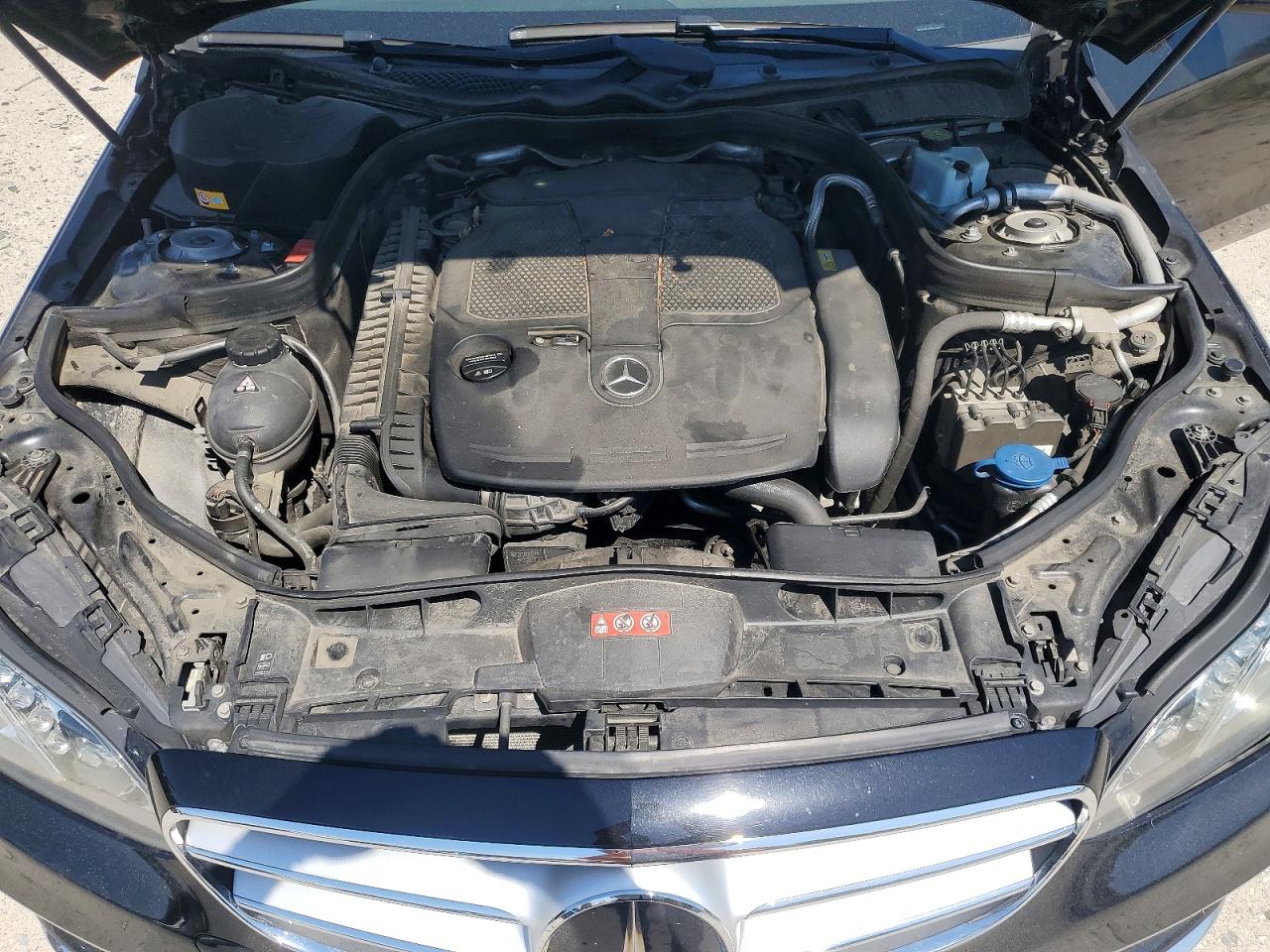 2015 Mercedes-Benz E-class VIN WDDHF8JB5FB154464 photo 11