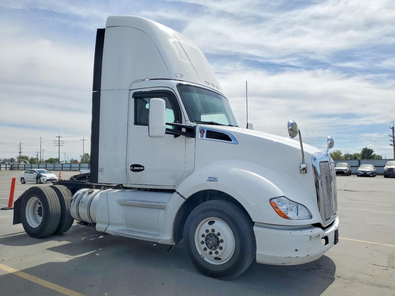 2014 KENWORTH All other VIN 1XKYA48XXEJ402624 photo 1