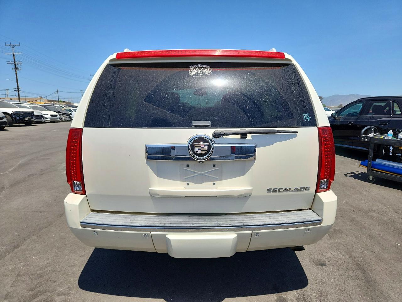 2008 Cadillac Escalade VIN 1GYFK66838R214714 photo 6