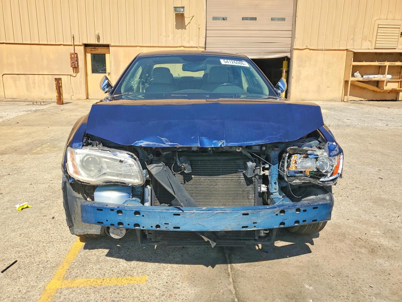 2014 Chrysler 300 VIN 2C3CCAAGXEH124323 photo 5