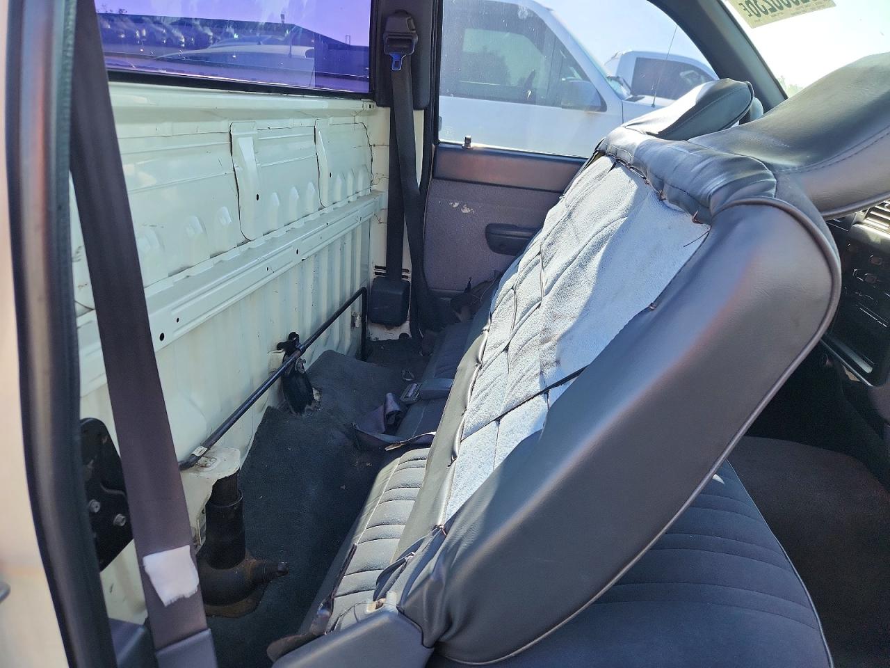 1995 TOYOTA Tacoma VIN 4TAUN41B5SZ012729 photo 10