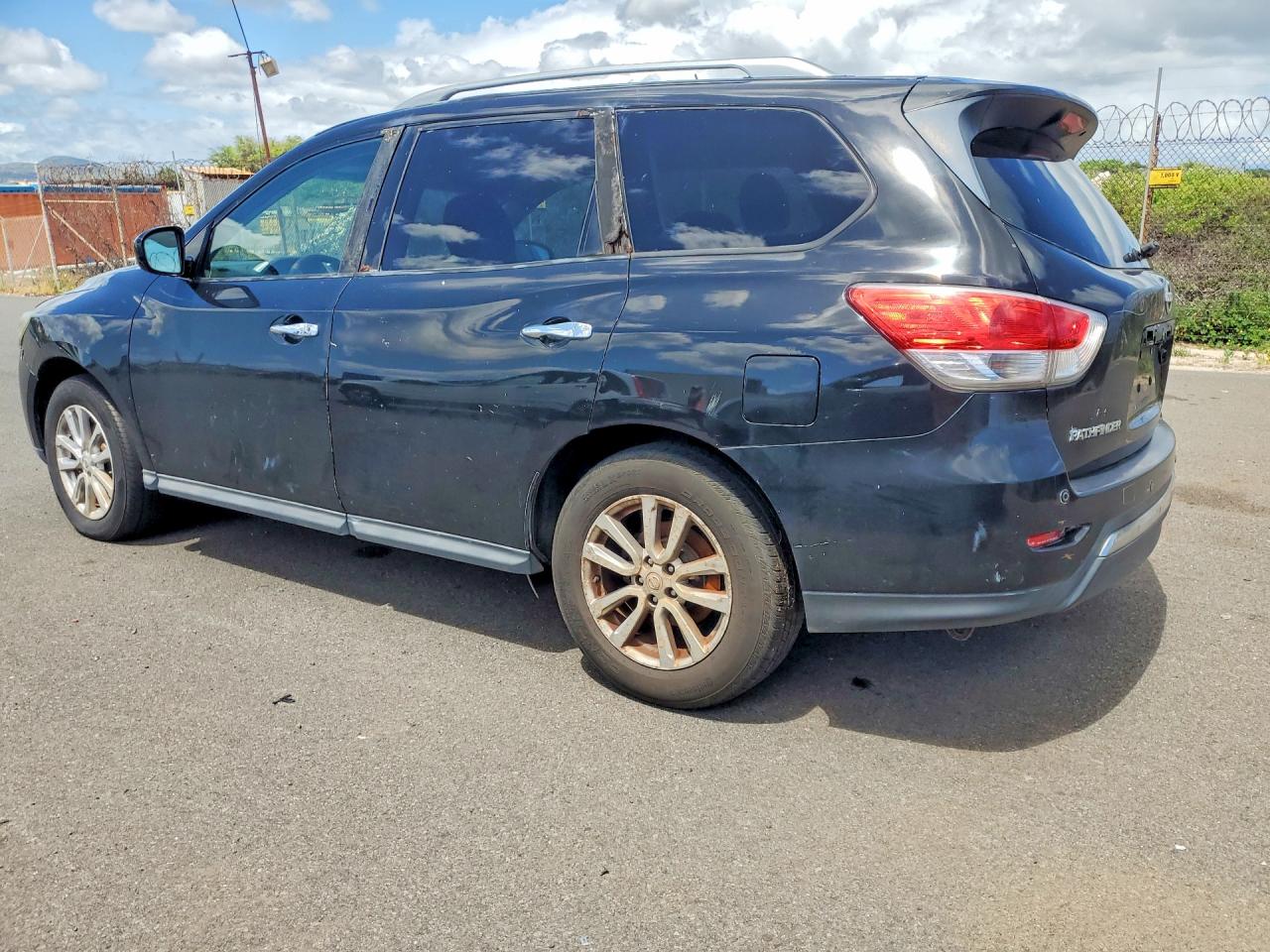 2015 Nissan Pathfinder VIN 5N1AR2MN9FC604435 photo 2