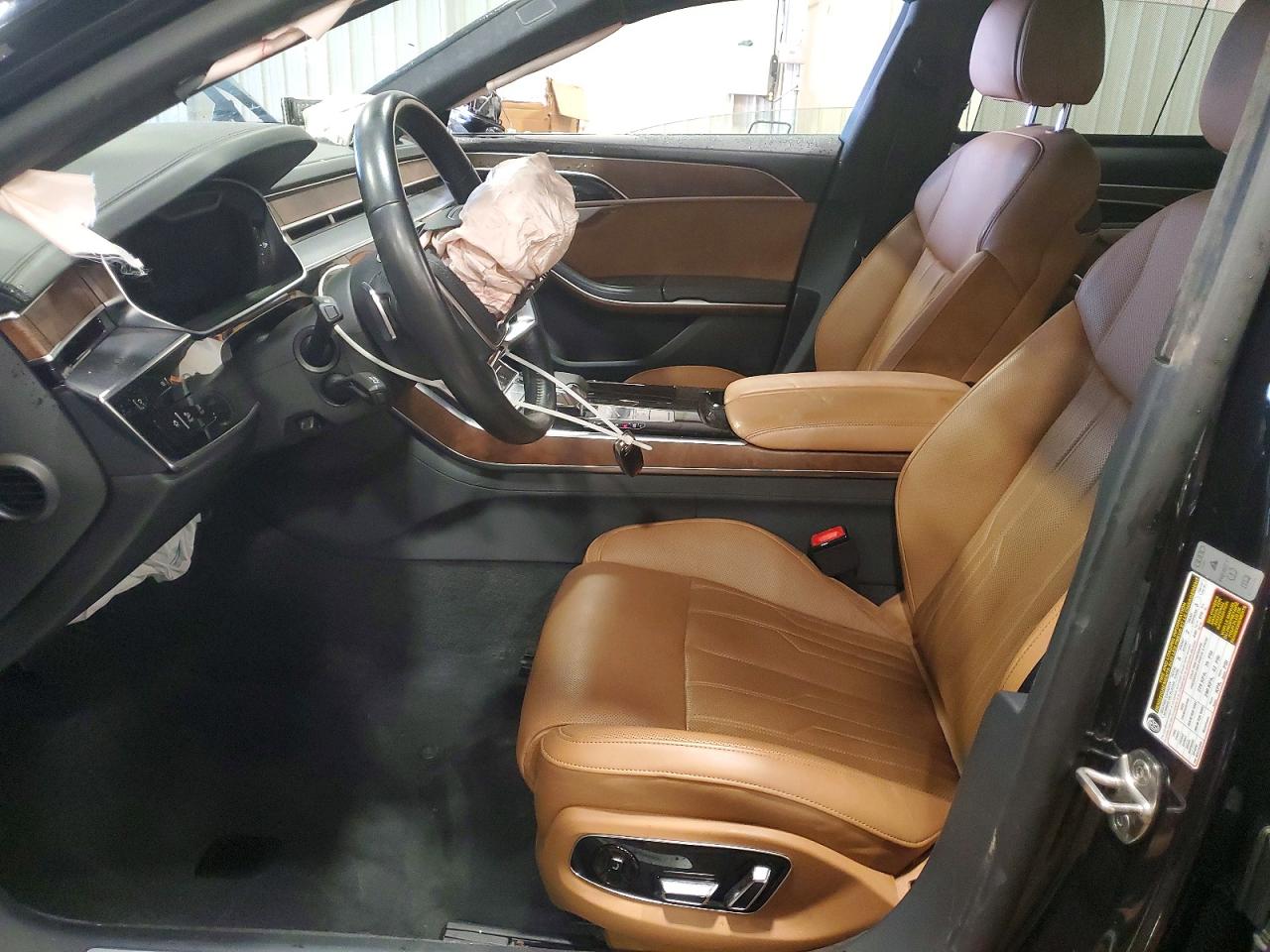 2021 Audi A8 VIN WAU8HAF83MN008405 photo 7
