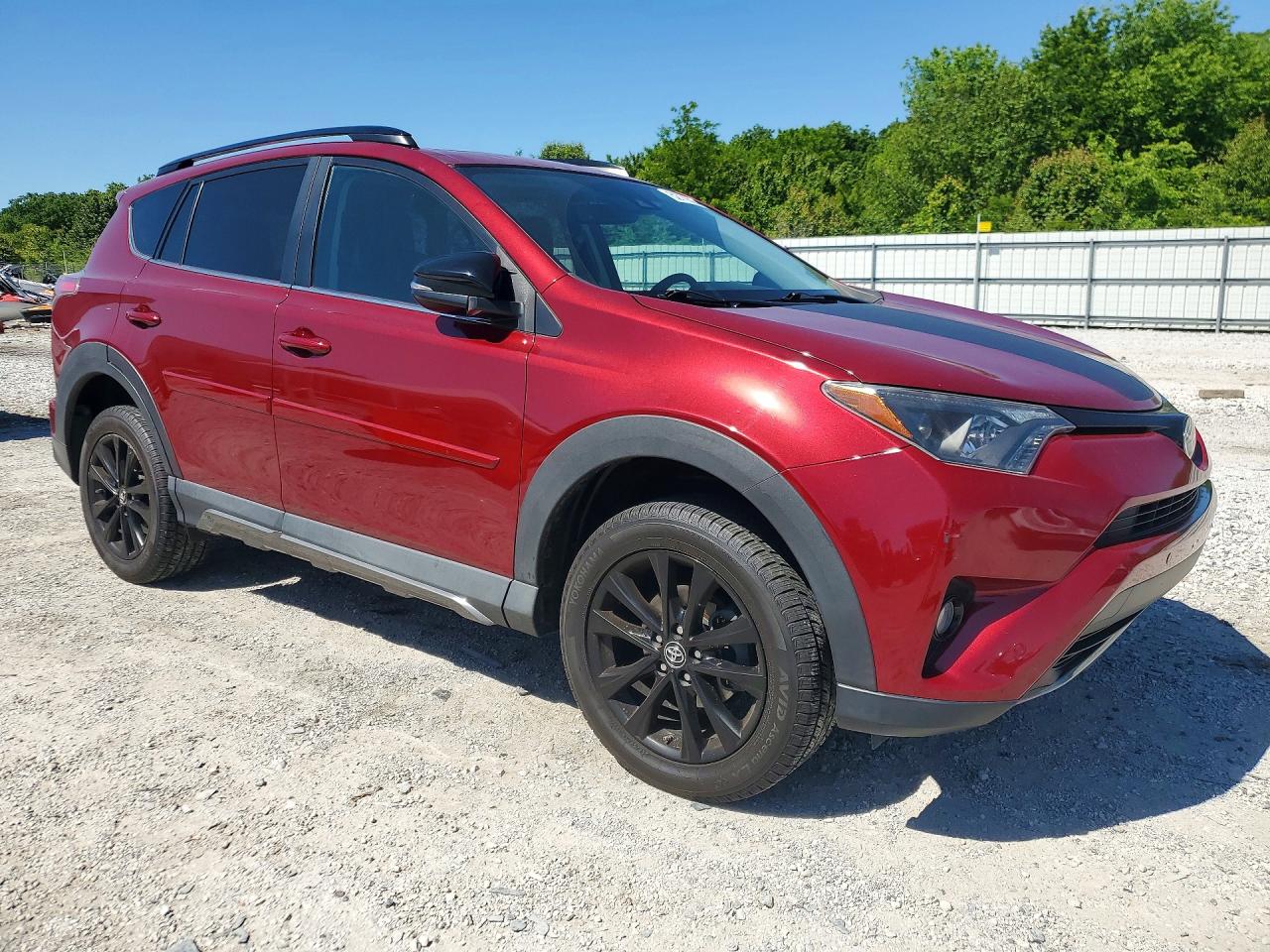 2018 Toyota Rav4 VIN 2T3RFREVXJW839472 photo 4