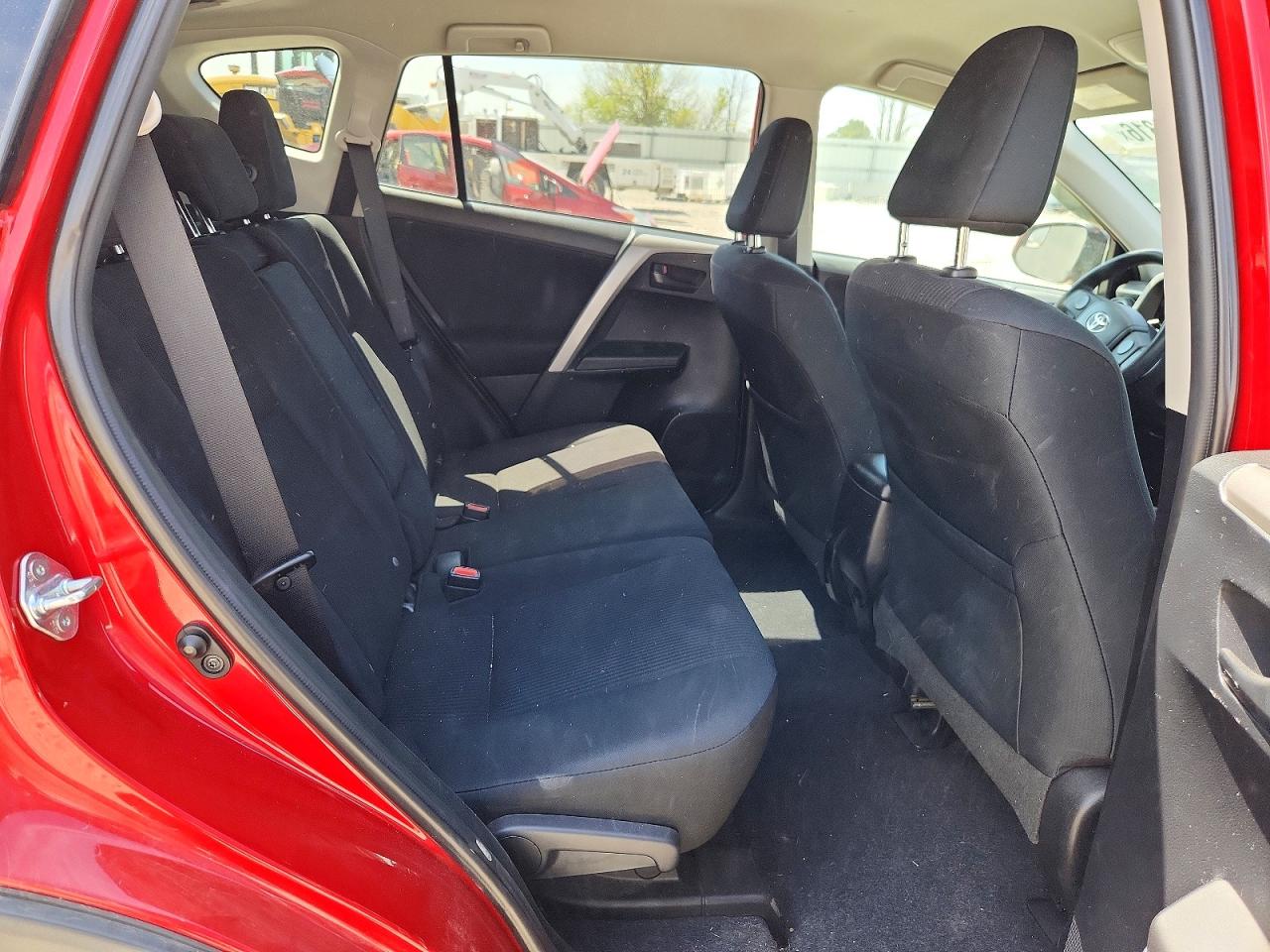 2016 Toyota Rav4 VIN 2T3BFREV7GW484545 photo 10