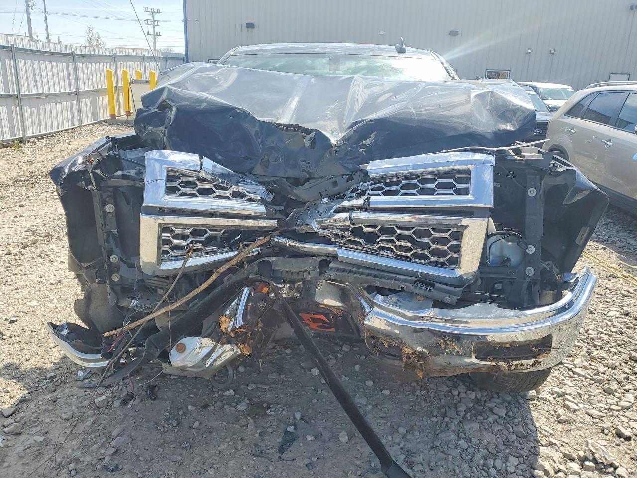2015 Chevrolet All models VIN 3GCUKREC1FG311315 photo 5