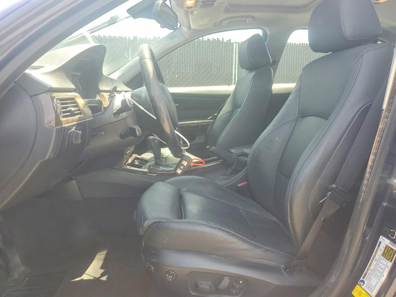 2006 BMW 3 series VIN WBAVD33536KV68661 photo 7