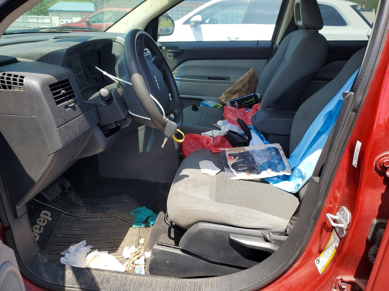 2007 Jeep Compass VIN 1J8FF47W17D140922 photo 7