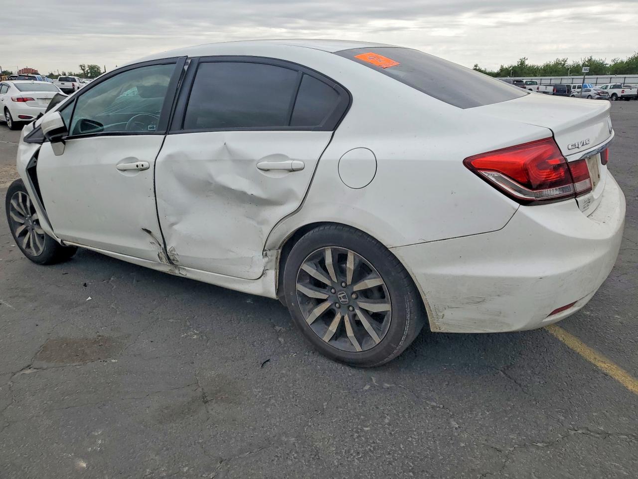 2014 Honda Civic VIN 19XFB2F99EE245545 photo 2