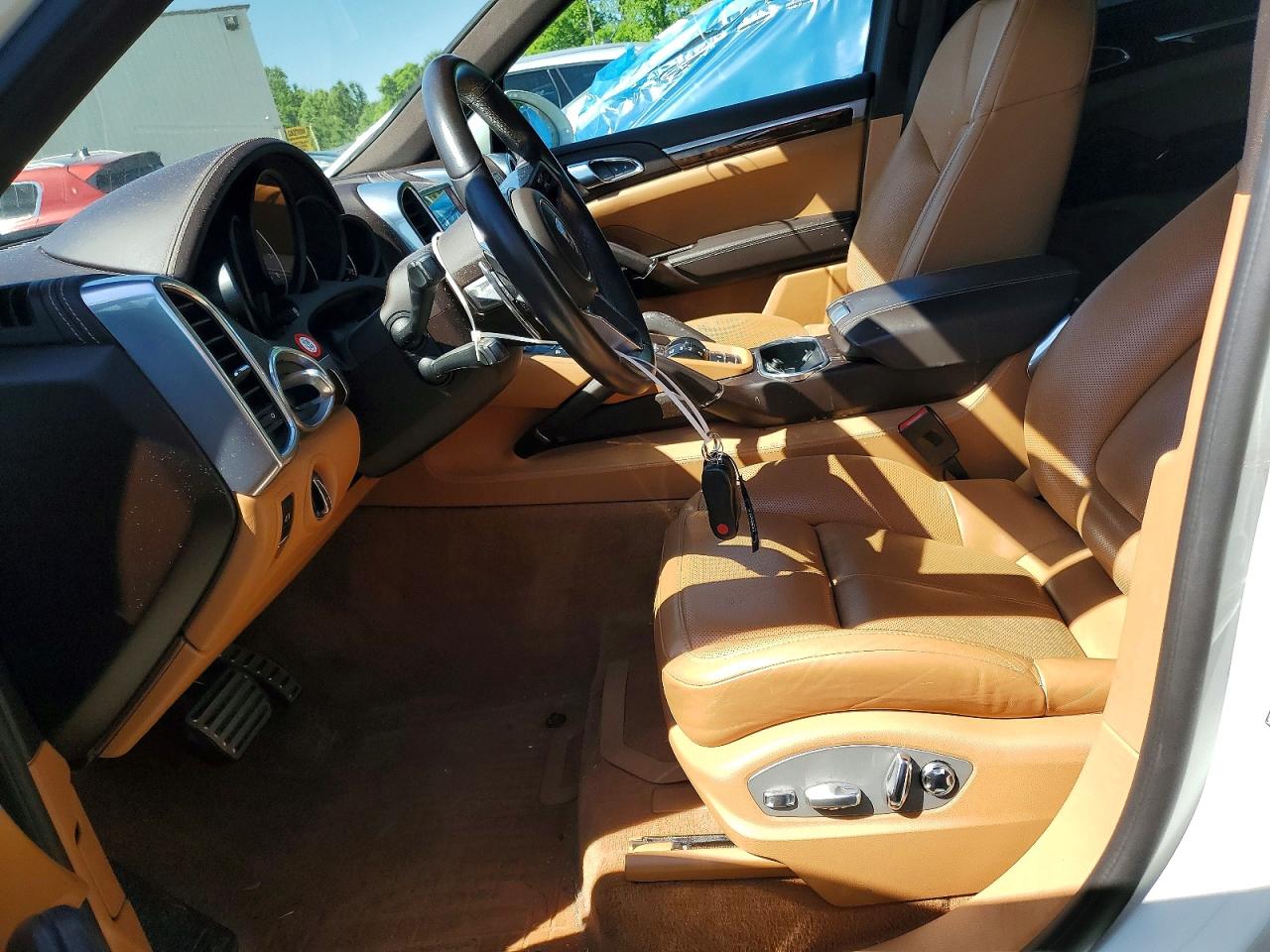 2018 Porsche Cayenne VIN WP1AB2A23JLA60847 photo 7