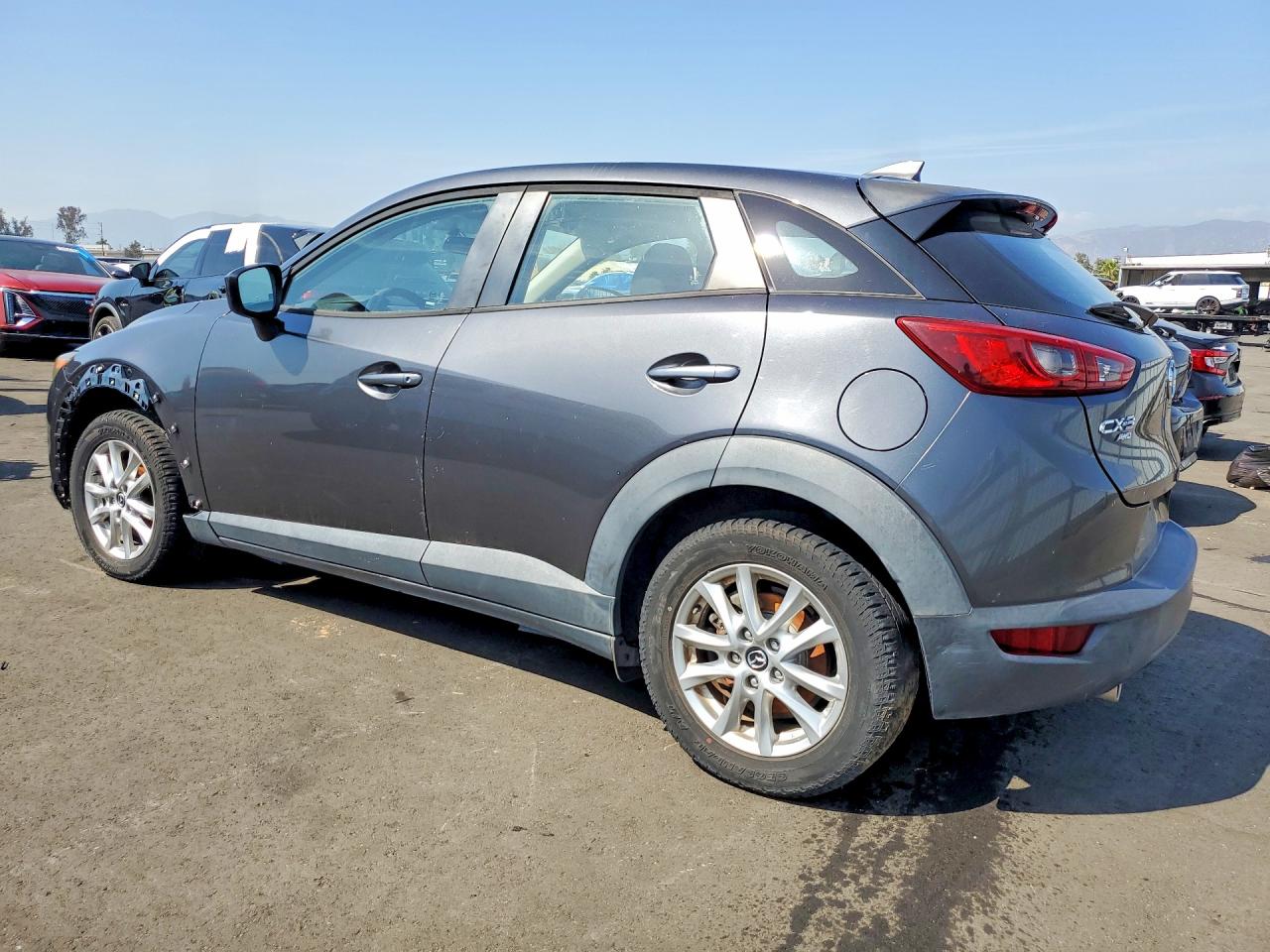 2017 Mazda Cx-3 VIN JM1DKFB7XH0161752 photo 2