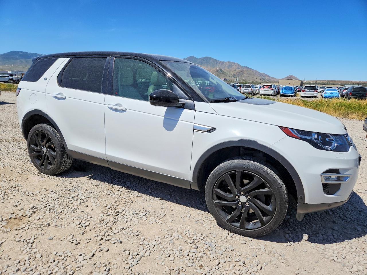 2019 Land Discovery VIN SALCT2FX4KH795295 photo 4