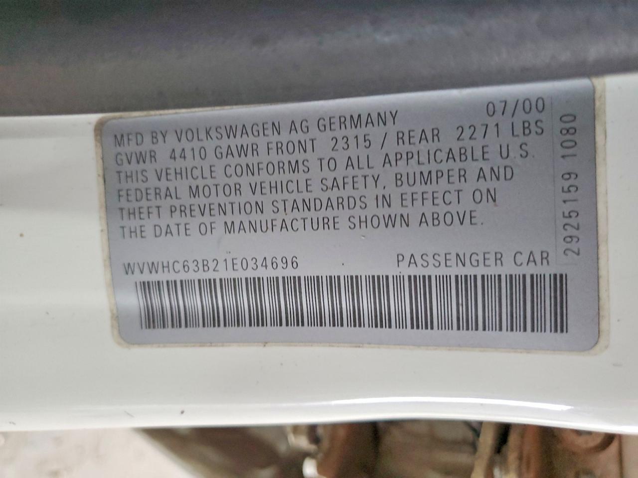 2001 Volkswagen Passat VIN WVWHC63B21E034696 photo 12
