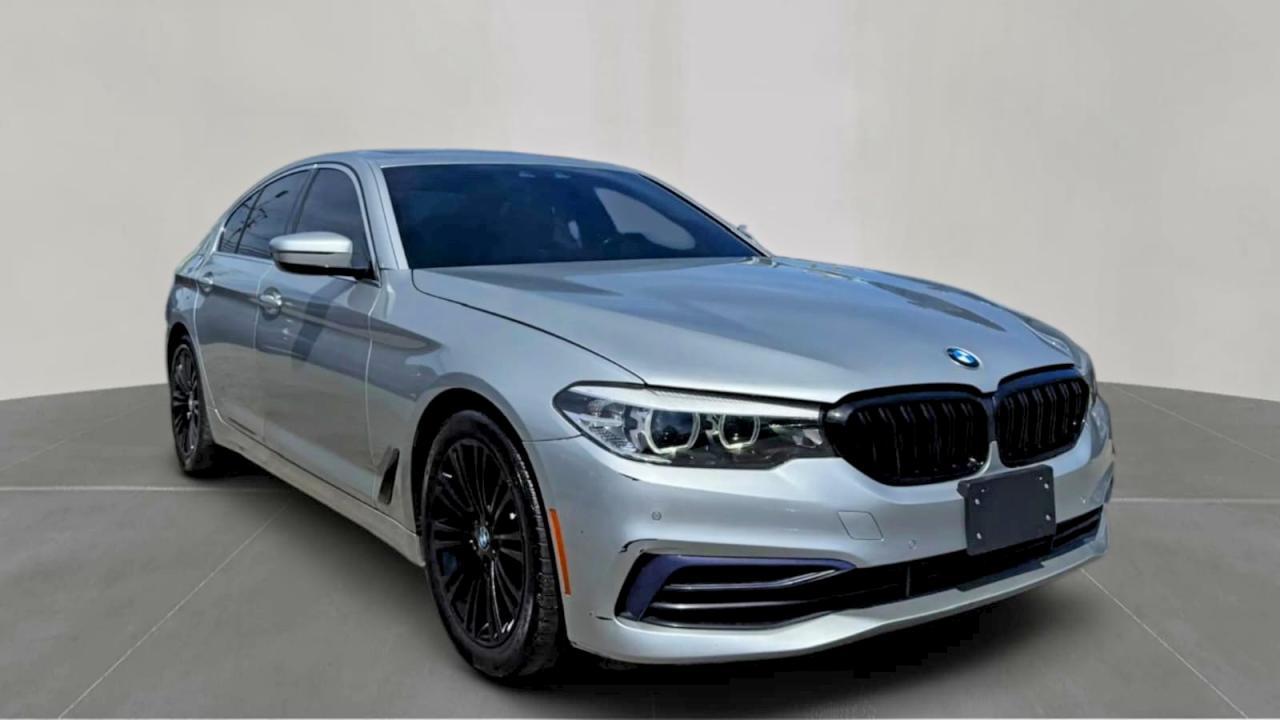 2019 BMW 5 series VIN WBAJA5C51KBX87048 photo 1