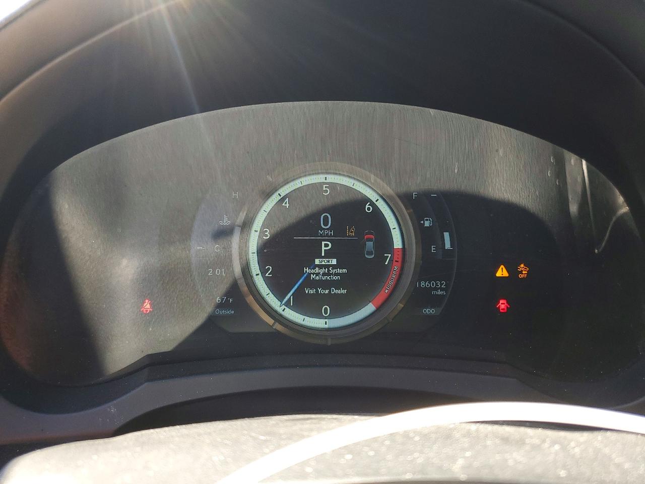 2018 Lexus Is VIN JTHC81D24J5026370 photo 9