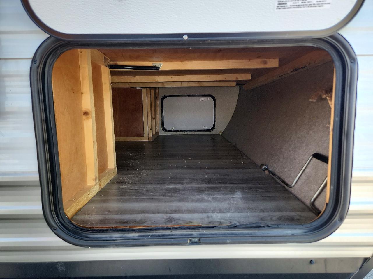 2018 JAYCO All models VIN 1UJBJ0BT6J17T0438 photo 8
