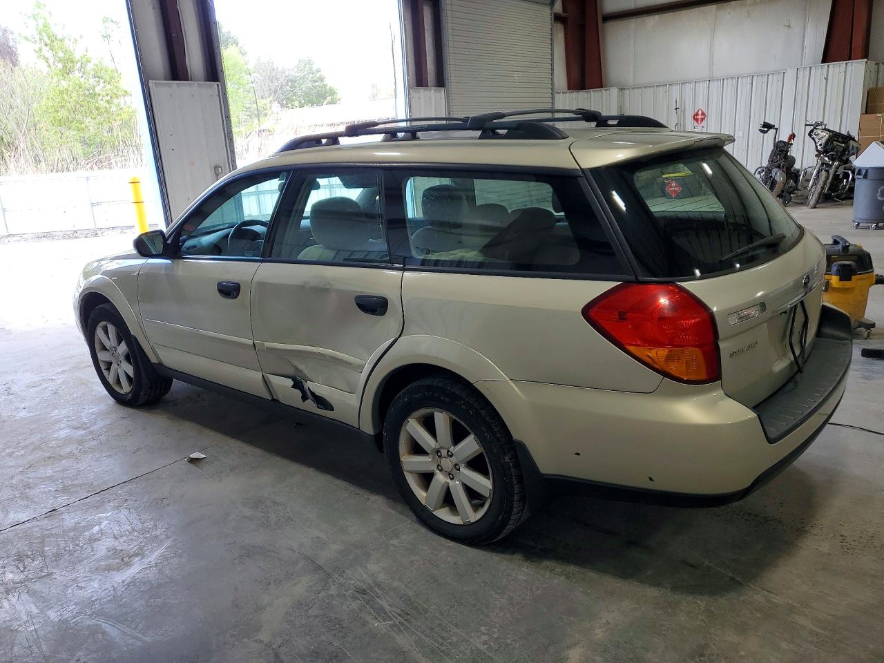 2006 SUBARU LEGACY VIN 4S4BP61C367357720 photo 2