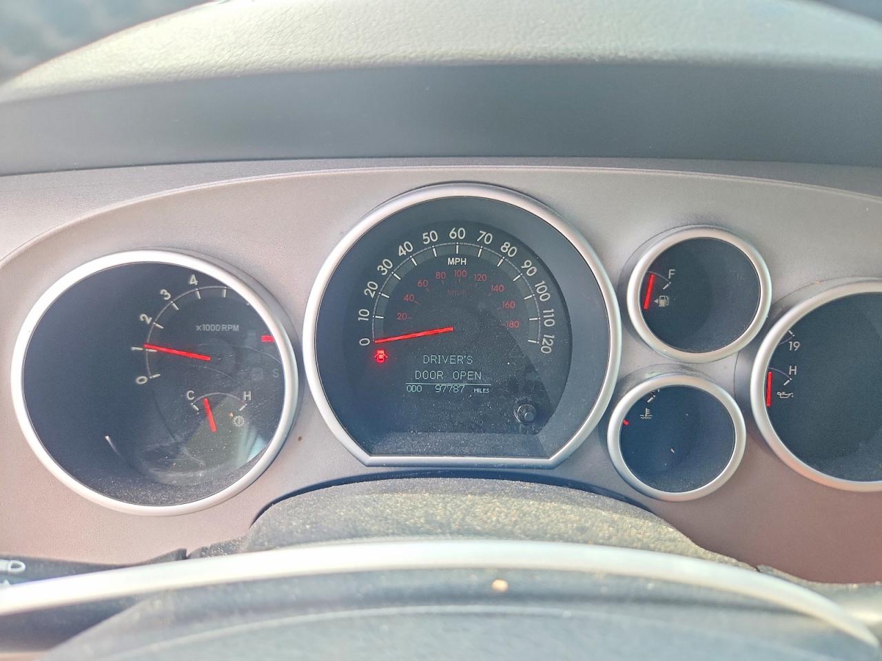 2012 Toyota Sequoia VIN 5TDKY5G12CS040921 photo 9