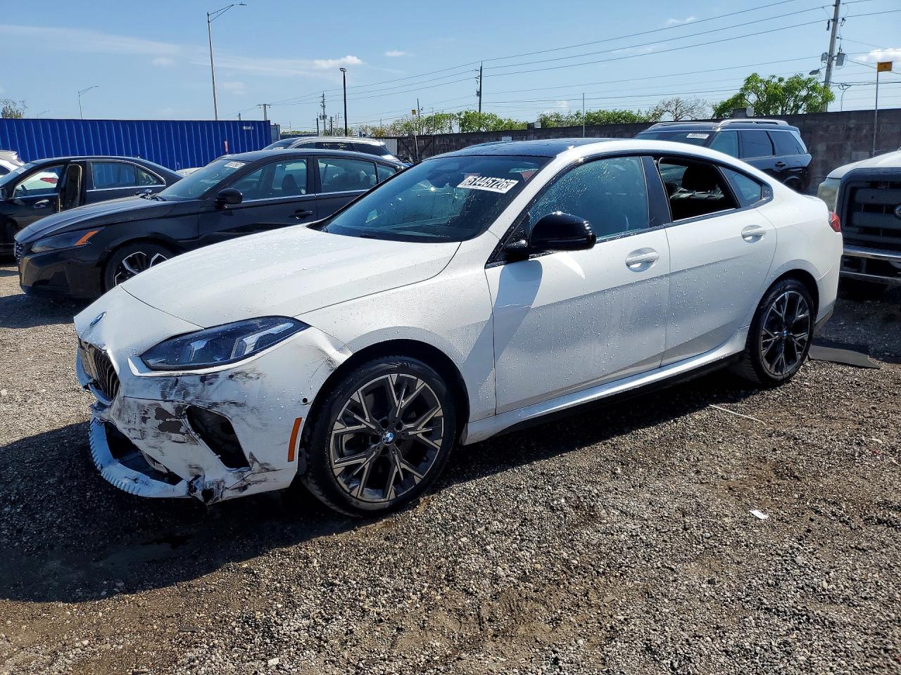 2026 BMW 2 series VIN WBA83GG01T7U40312 photo 1